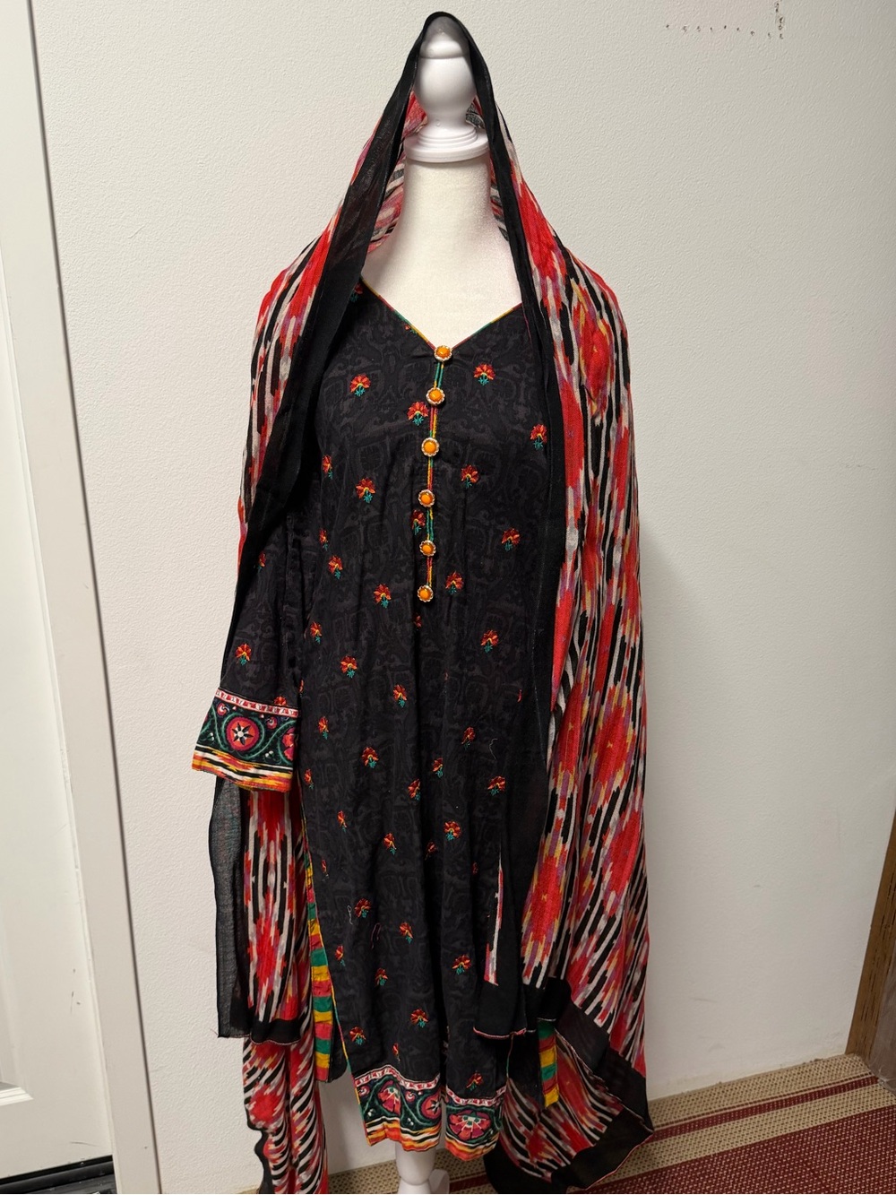 Black Multicolor Pakistani 3 Piece Shalwar Kameez Suit with Dupatta